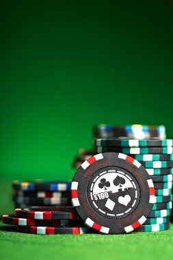 yotei mobile app interface showing sportsbook and live-dealer options