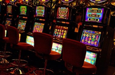 yotei live-dealer table available during off-peak sports market times